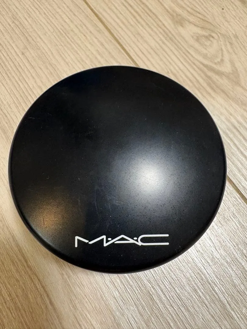 MAC ミネラライズ スキンフィニッシュ