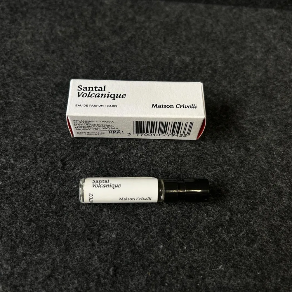 Maison Crivelli サンタル ヴォルカニック 1.5ml