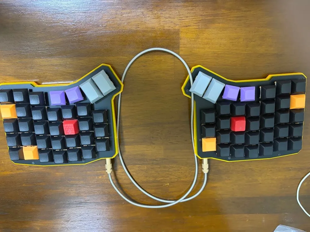 分割キーボード ergo68