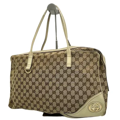 กระเป๋าถือสีเบจลาย GUCCI GG แคนวาส