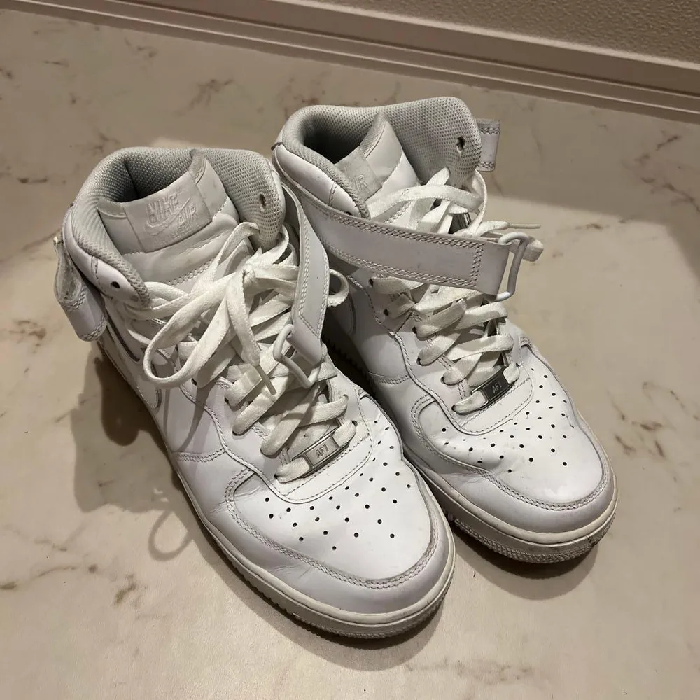 NIKE Air Force Oneハイカット White 27cm