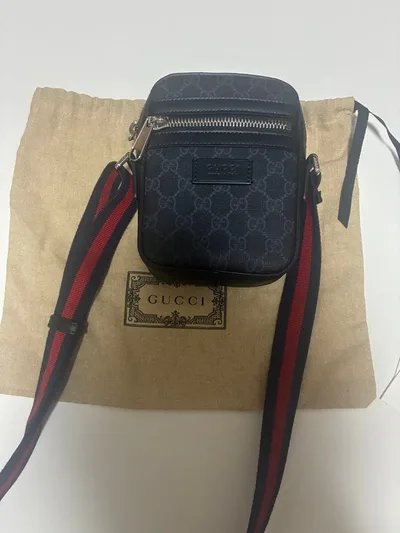GUCCI GGスプリーム ミニショルダーバッグ