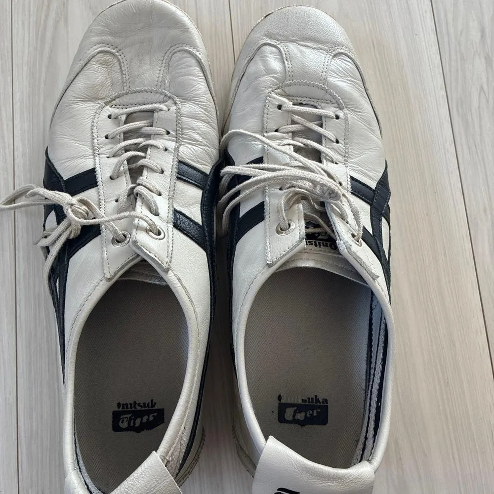 Onitsuka Tiger スニーカー ホワイト