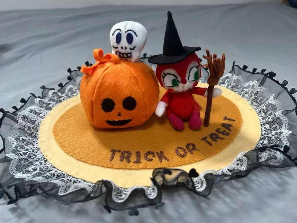 ハロウィン フェルト飾り 置物 TRICK OR TREAT