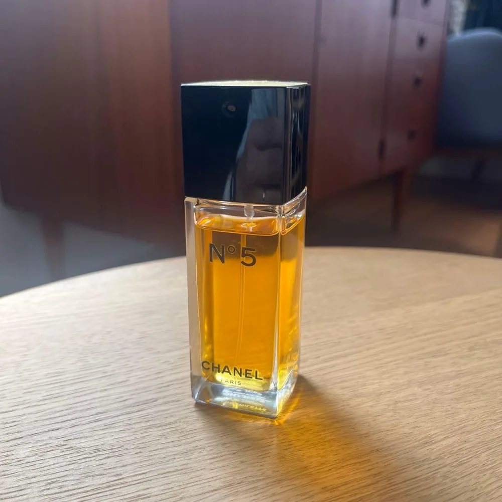 CHANEL N°5 オードゥ トワレット 50ml