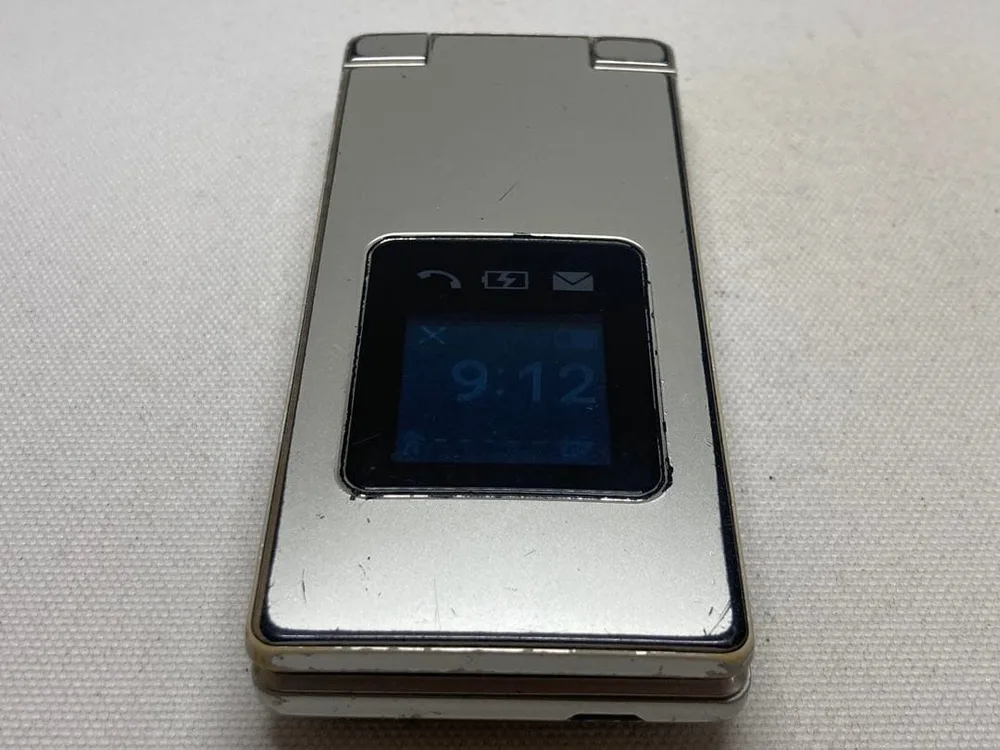 Softbank 505SH SIMフリー ワンセグ視聴可能 i01b 231d