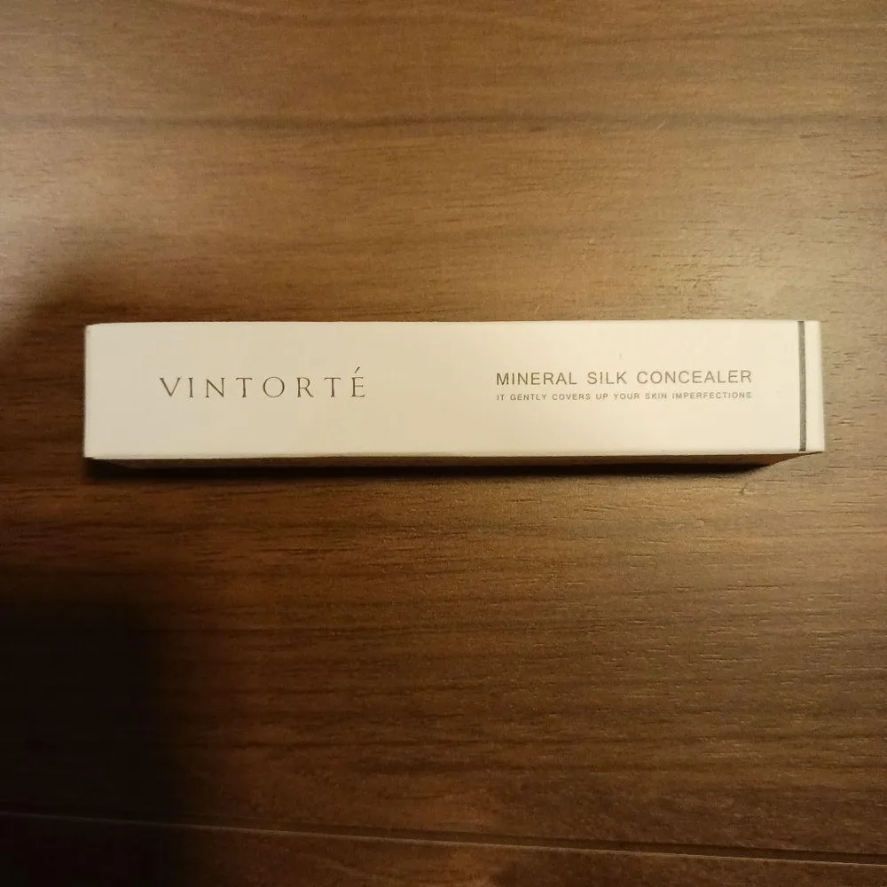 VINTORTE ミネラル シルク コンシーラー スティック しみカバー