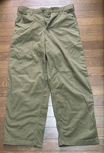 GU カーゴパンツ オリーブ