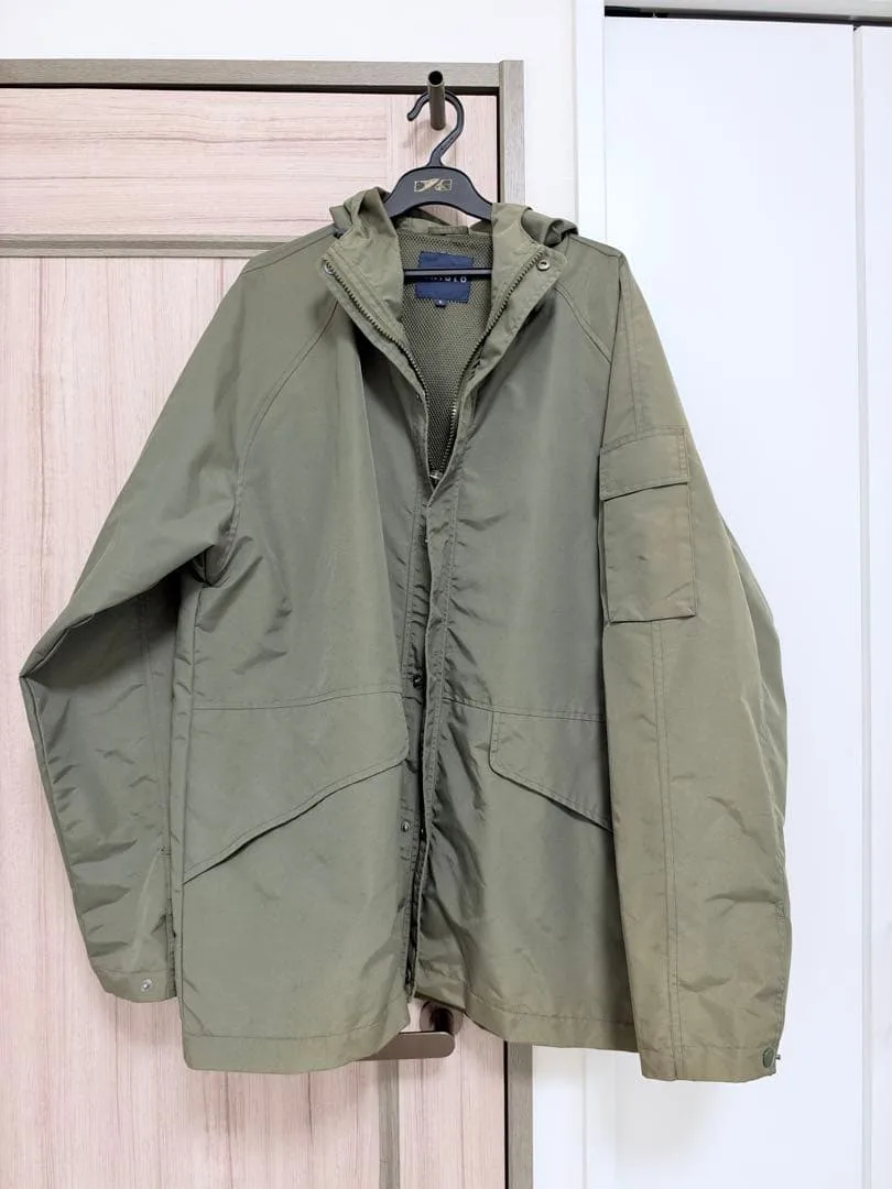 UNIQLO マウンテンパーカー ナイロンジャケット オリーブ XL