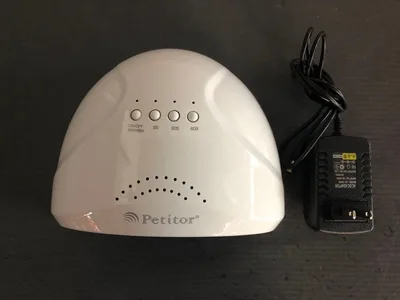 Petitorピュアシャイン(ジェルネイル用LEDライト)中古品