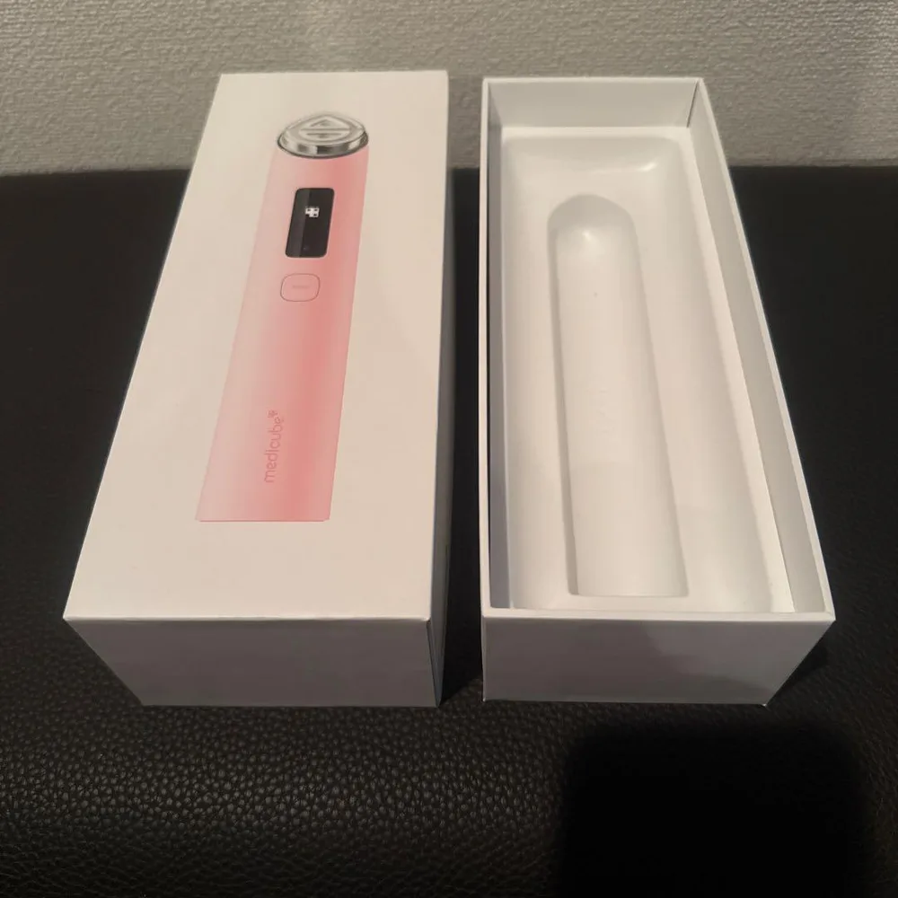 メディキューブ 美顔器 箱のみ 空箱