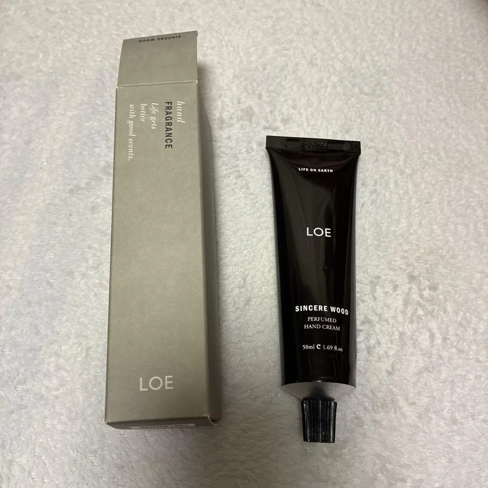 ジョングク愛用 LOE SINCERE WOOD ハンドクリーム 50ml