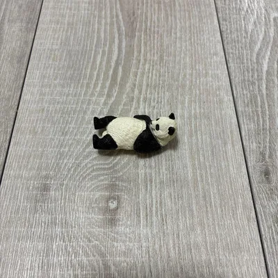パンダ フィギュア カプセルトイ 寝そべり