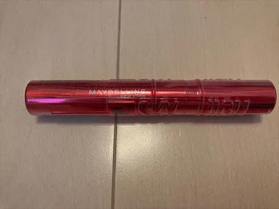 新品未開封!メイベリン スカイハイ L01 ブラック マスカラ