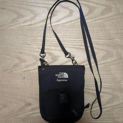 Supreme THE NORTH FACE ショルダーポーチ ブラック