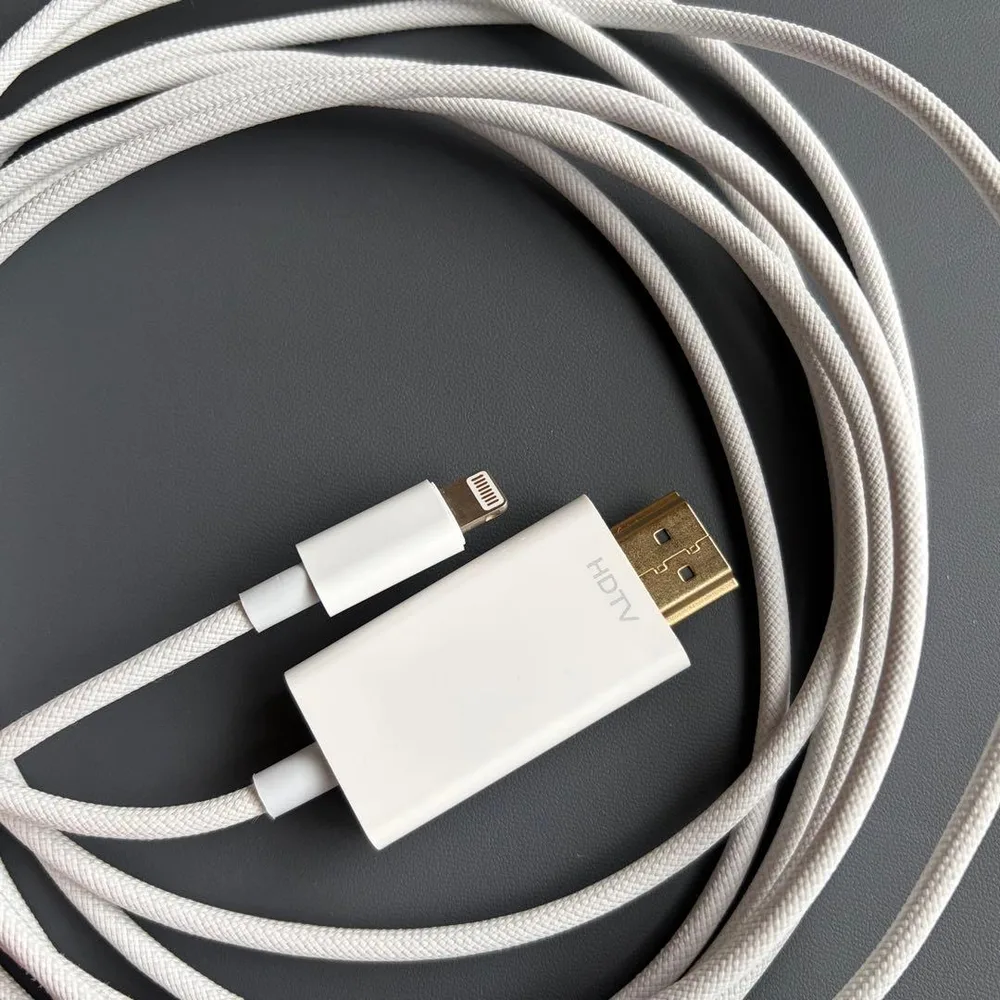 Lightning - HDMI 変換ケーブル 【 3m 】