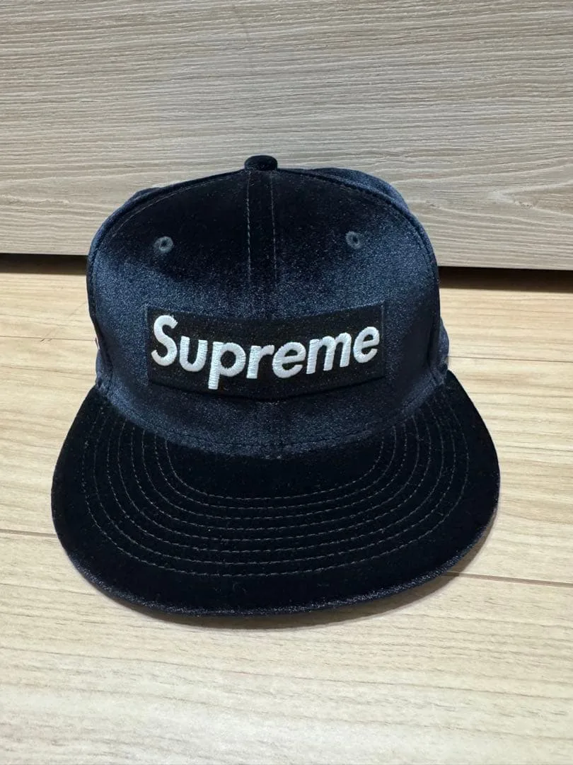 Supreme 22FW Velvet 5-Panel Cap