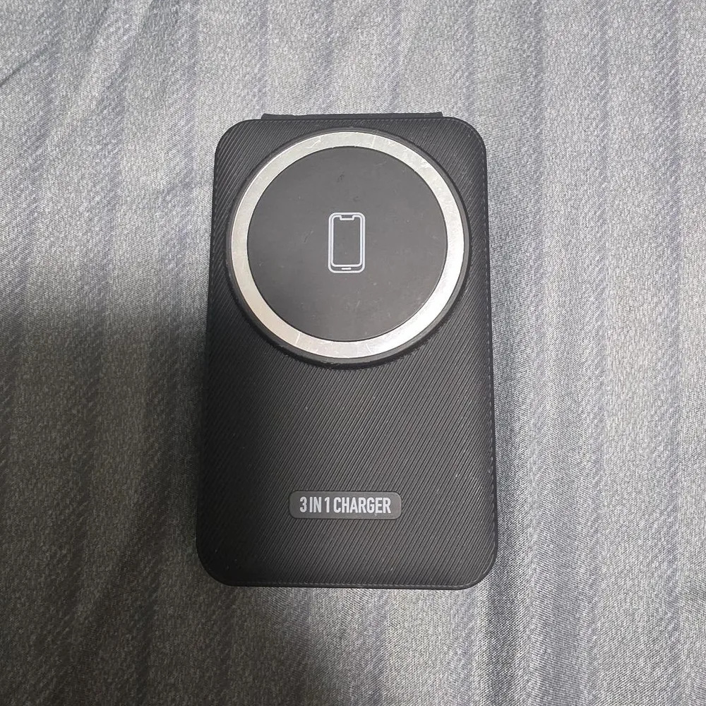 3 IN 1 CHARGER 折りたたみ式充電器