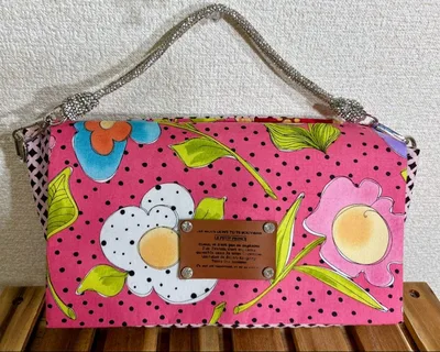【ロラライハリス】お財布機能付きポーチ