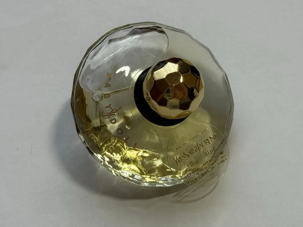 YVES SAINT LAURENT BABY DOLL オードトワレ30ml