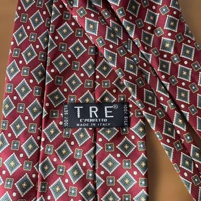 TRE E'PERFETTO ネクタイ ボルドー系 総柄 シルク