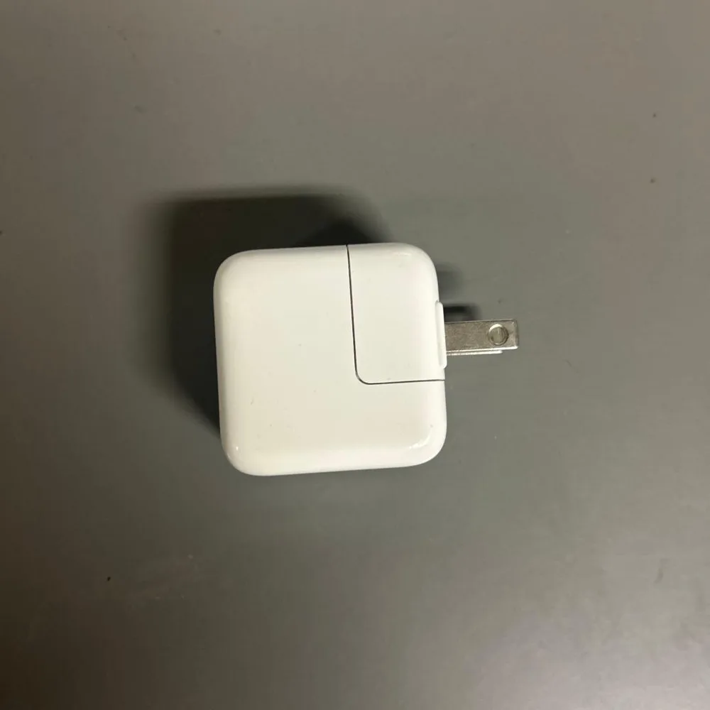 Apple純正 充電器 A1357 10W