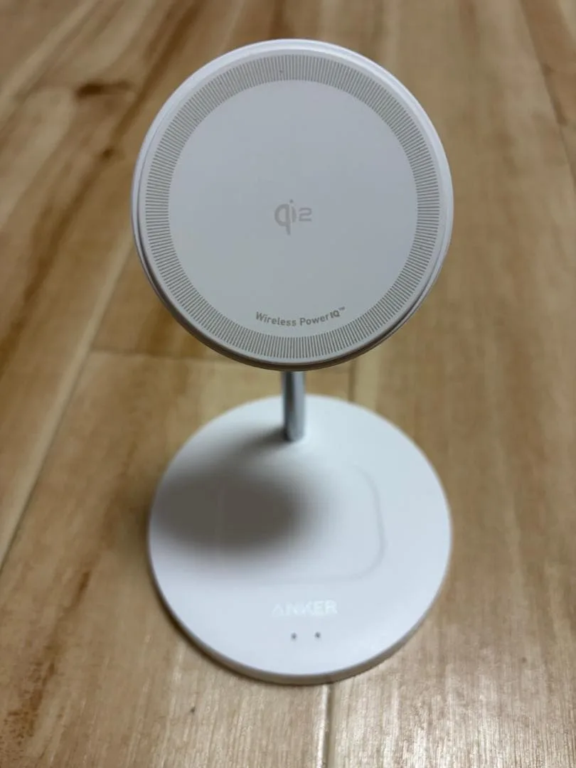 Anker MagGo Wireless Charger 2-in-1