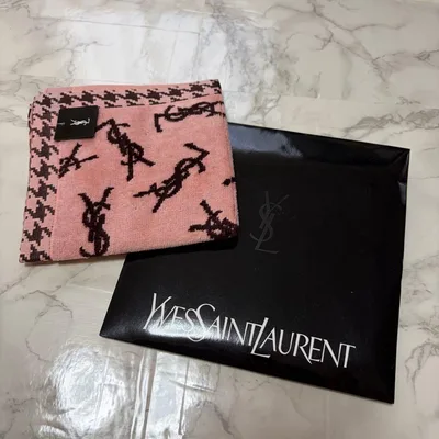 レア 早い者勝ち 新品 未使用 Yves Saint Laurent ハンカチ