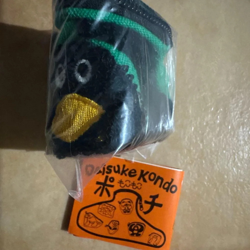 Daisuke Kondo もこもこポーチ Penguin ペンギン ガチャ