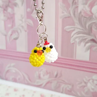 ✾ハンドメイド✾✾ビーズドールマスコット にわとりとヒョコ チャーム