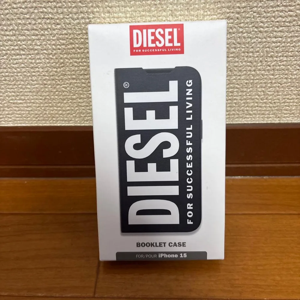 DIESEL iPhone 15用 BOOKLET CASE 未使用 ディーゼル