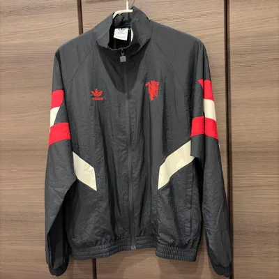 adidas マンチェスターユナイテッド ナイロンジャケット