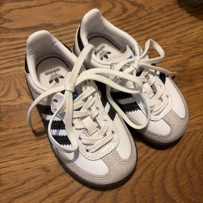 adidas キッズ スニーカー11.5cm samba