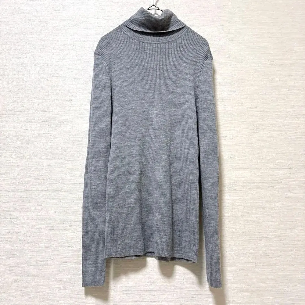 ユニクロ UNIQLO♡ エクストラファインメリノリブタートルネックセーター L