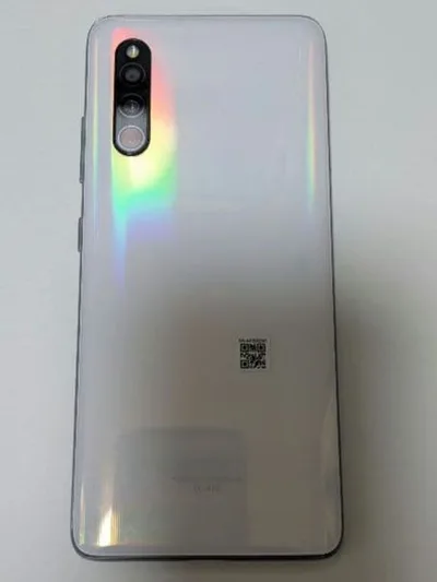 Galaxy A41【 SIMフリー】本体の画面は割れなし