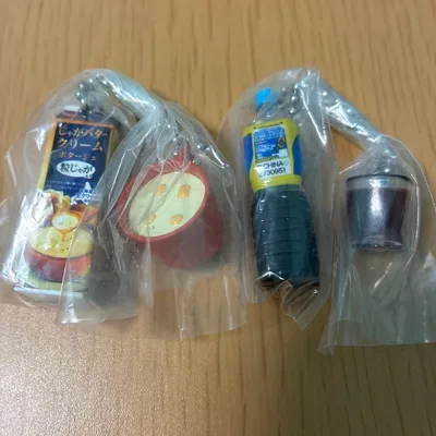 ガチャガチャ キーホルダー ネスカフェ じゃがバタークリーム ボールチェーン