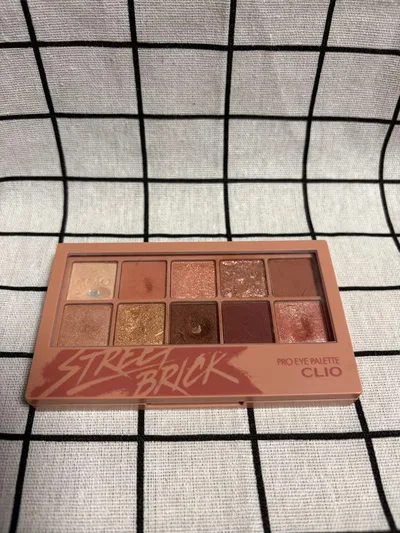 CLIO プロアイパレット 04 STREET BRICK