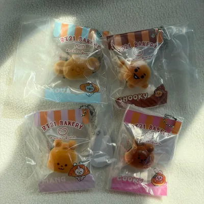 【本日発送できます】BT21 BAKERY 4個セット
