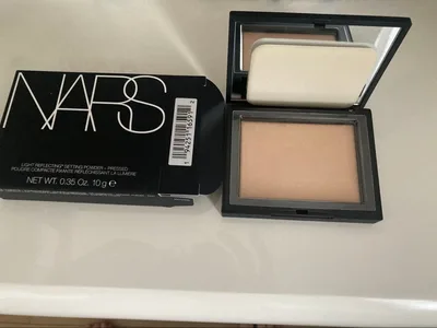 NARS ライトリフレクティングセッティングパウダー プレスト N