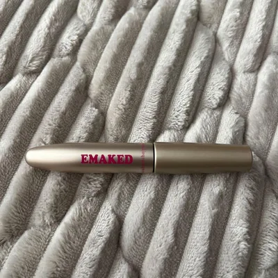 EMAKED まつ毛美容液