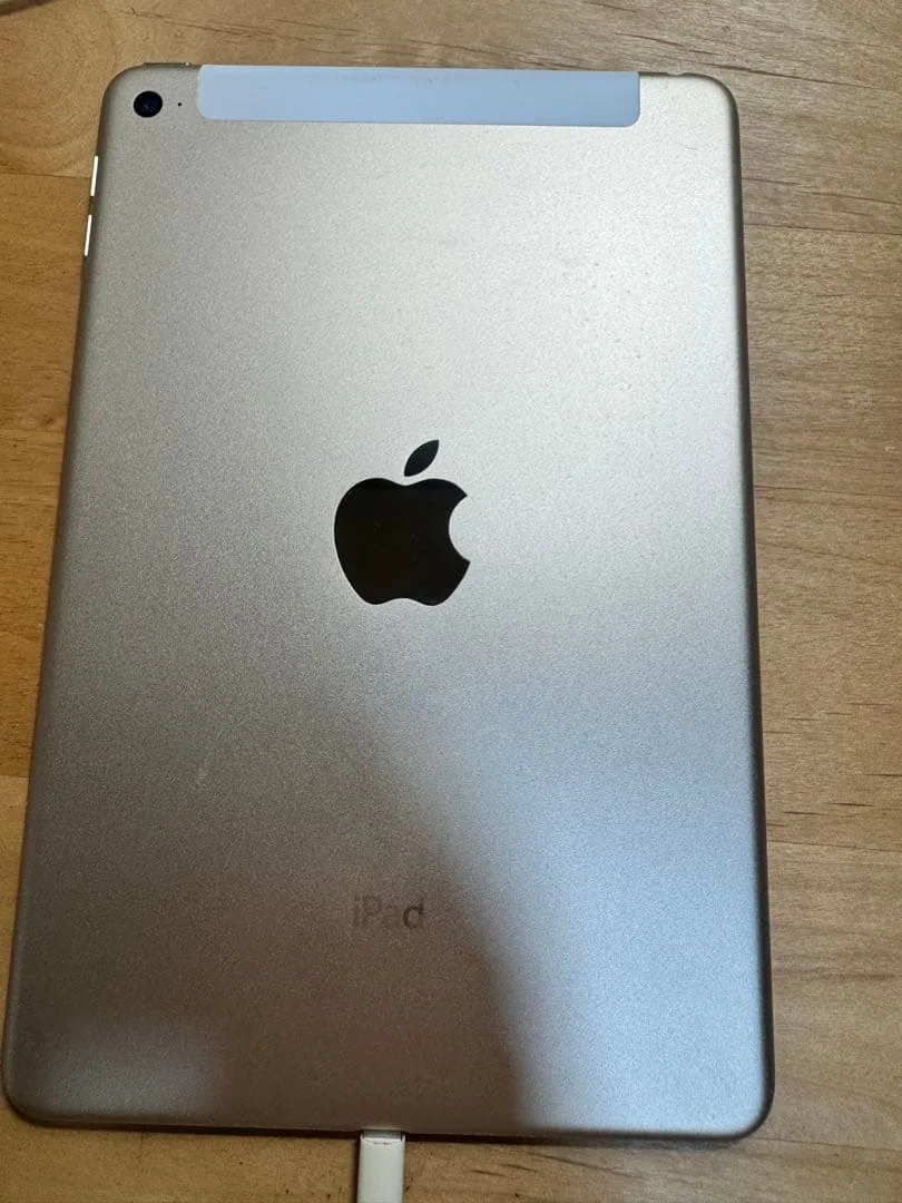 Apple iPad mini 4 128GB 本体のみ