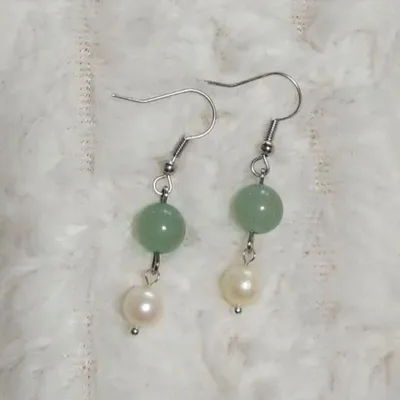 ピアス
