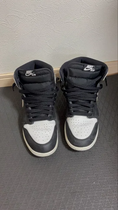 NIKE Air Jordan 1 Retro High OG