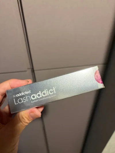 Lashaddict ラッシュアディクトまつ毛美容液