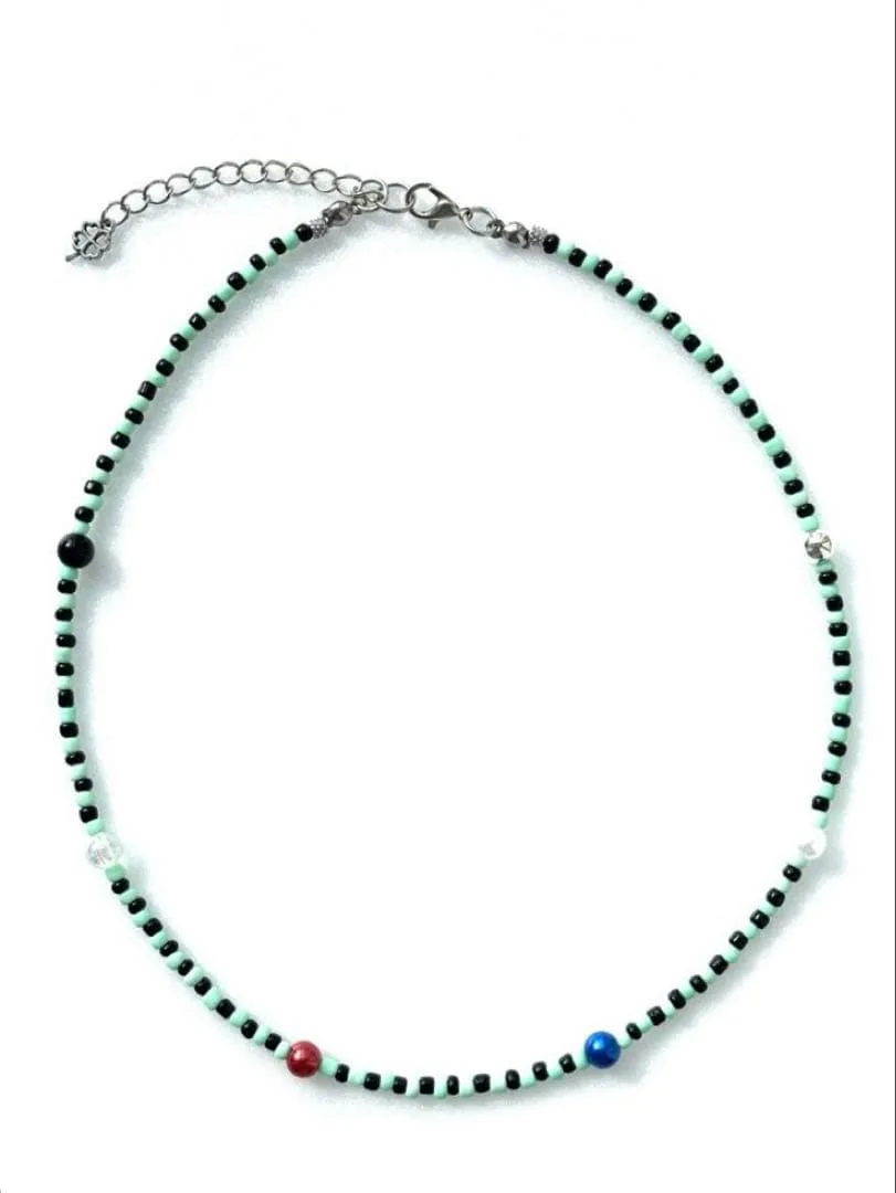【6粒アクセント】黒×グリーン しましま ビーズ ネックレス ハンドメイド