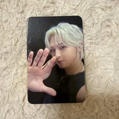 ONEUS イド 入場特典トレカ