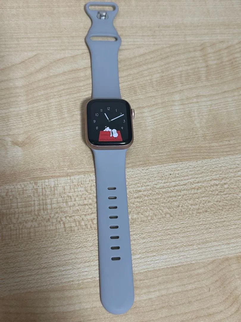 Apple Watch series5 40mm 本体 ゴールド