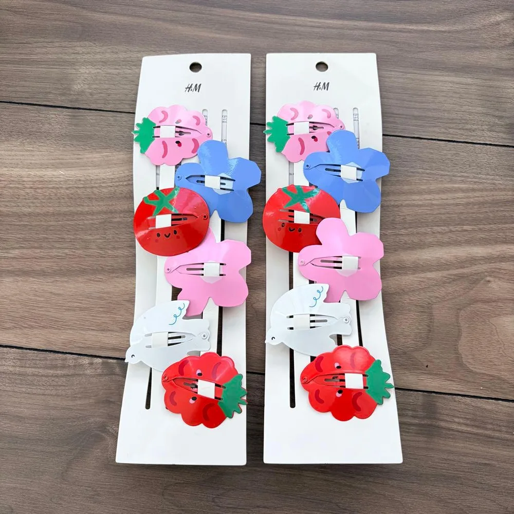 【新品】H&M ヘアクリップ 12個セット フルーツ 花 鳥 いちご トマト