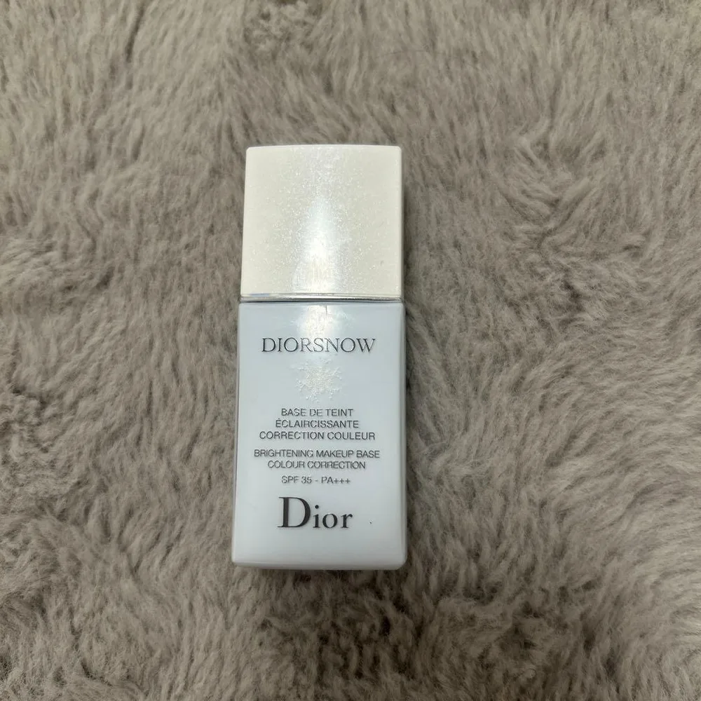 DIORSNOW スノー メイクアップ ベース UV35 ブルー