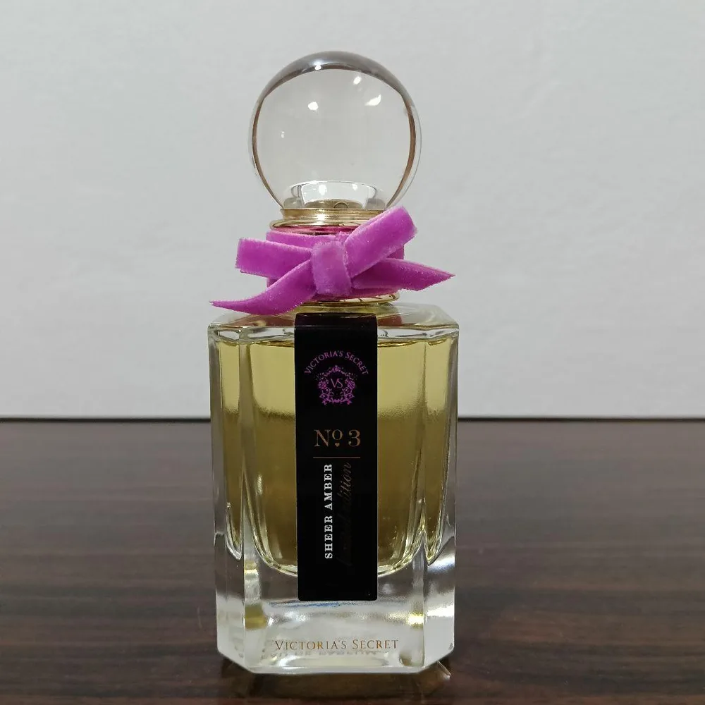 U⑭ Victoria's Secret No.3 SHEER AMBER 香水